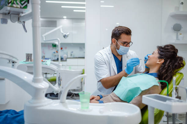 Best Root Canal Treatment  in Gonzales, TX